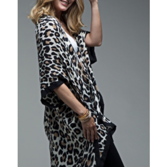 Kimono - Picture 2 of 11